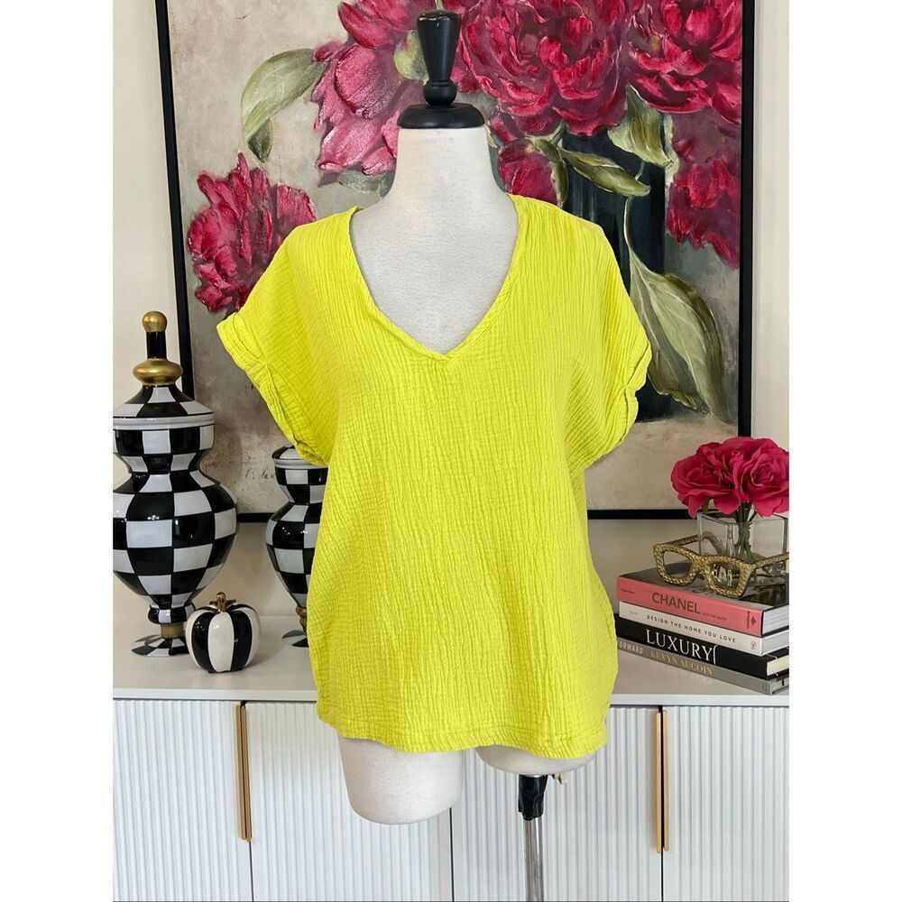 Dear John Women's Camila Cotton Gauze V-Neck Short Sleeve Top Chartreuse Small